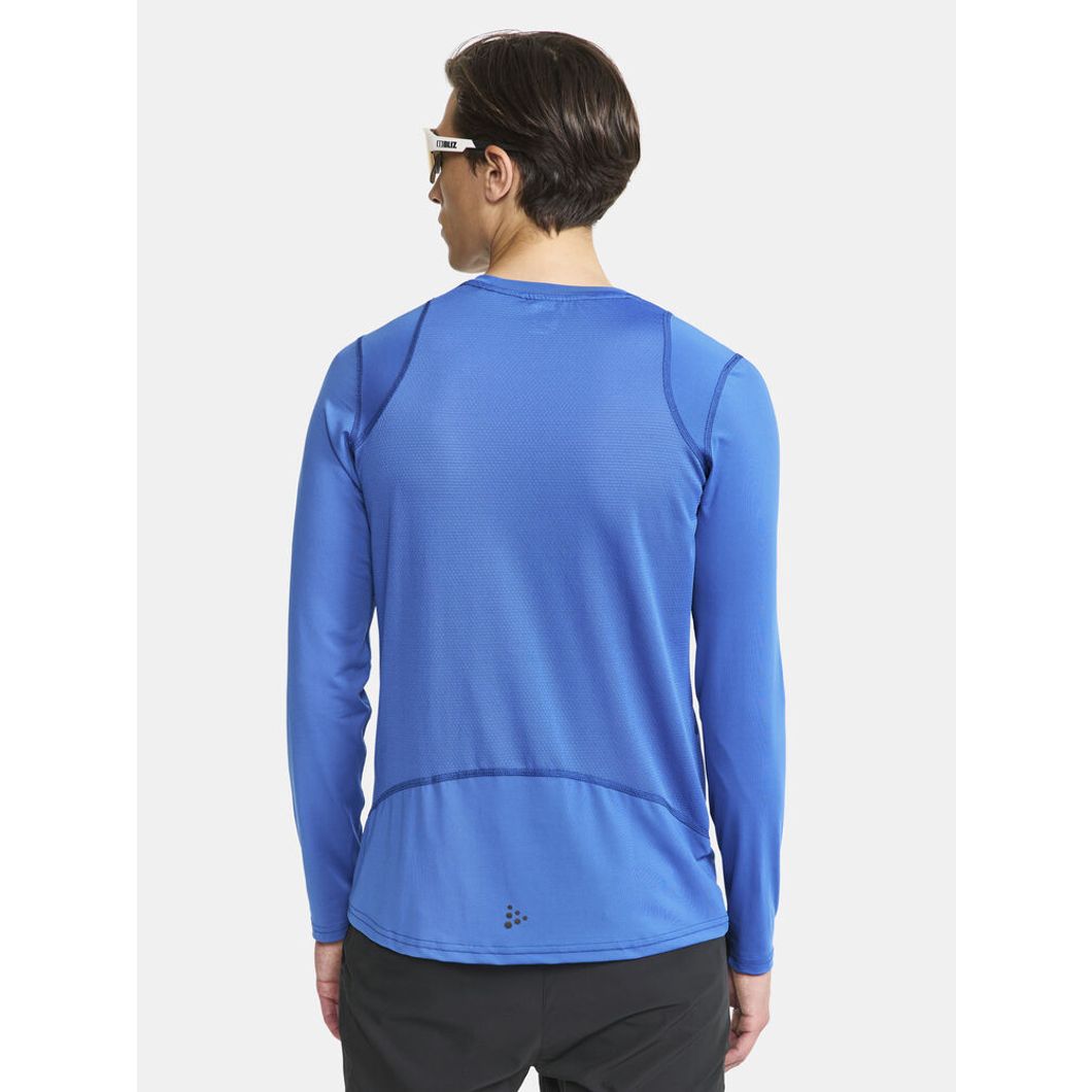 Adv Essence Longsleeve Tee