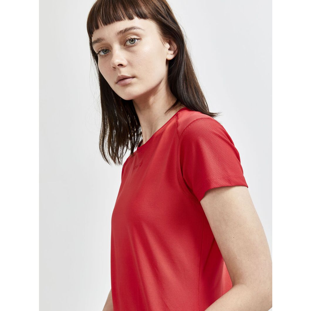 Adv Essence Slim Tee Damen