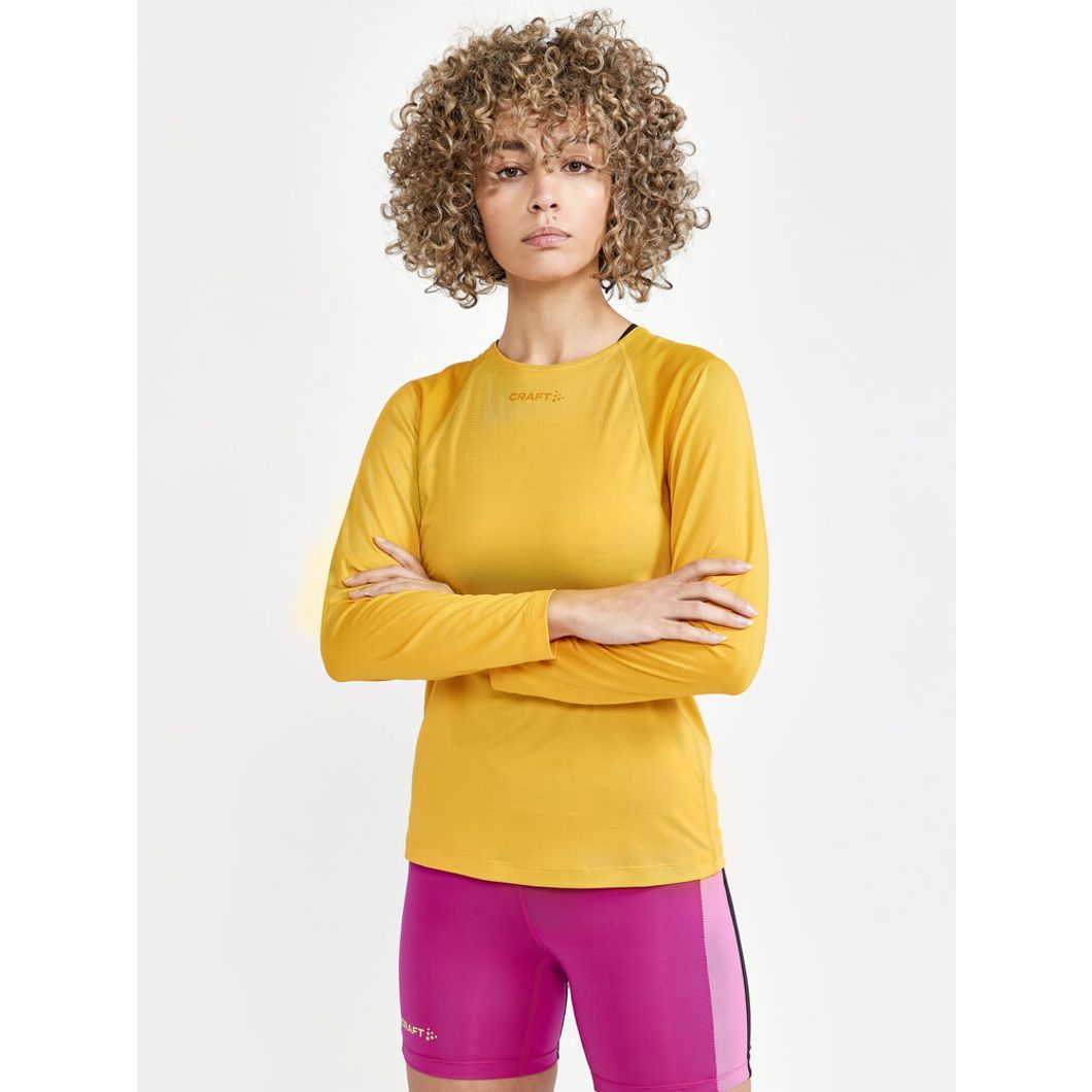 Adv Essence Longsleeve Damen