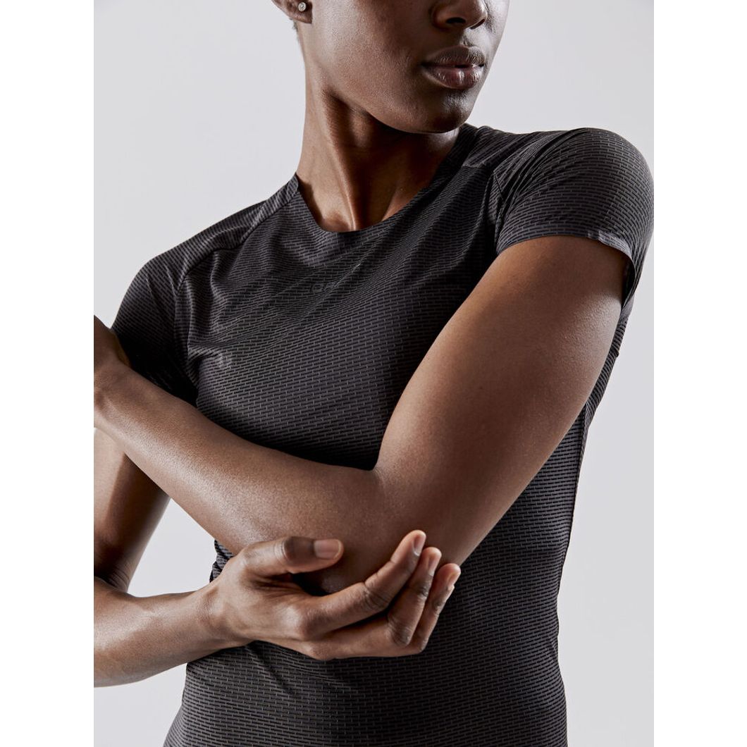 Pro Dry Nanoweight Kurzarm T-Shirt Damen