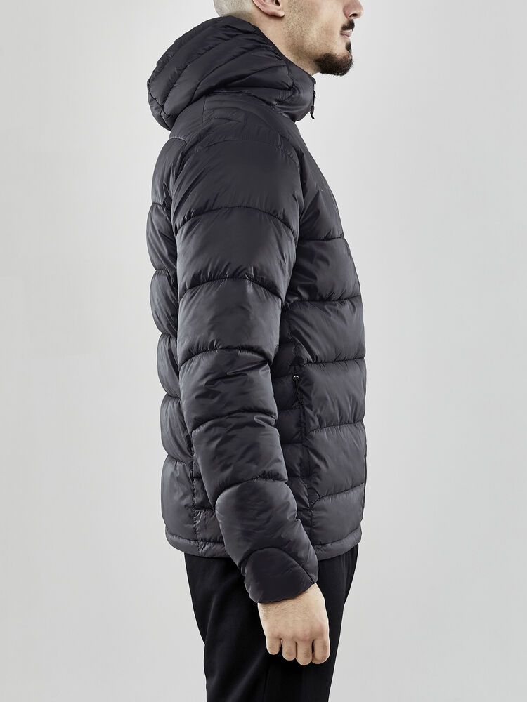Core Explore Isolate Jacke