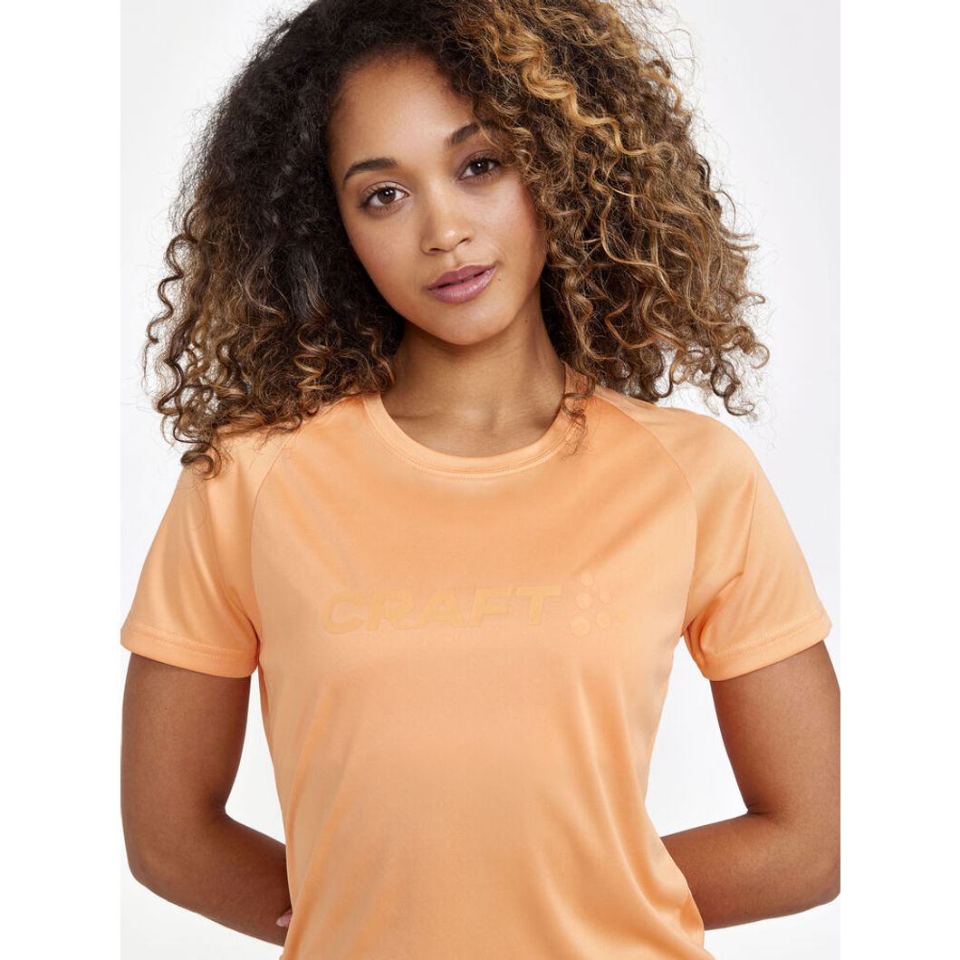 Core Essence Logo T-Shirt Damen
