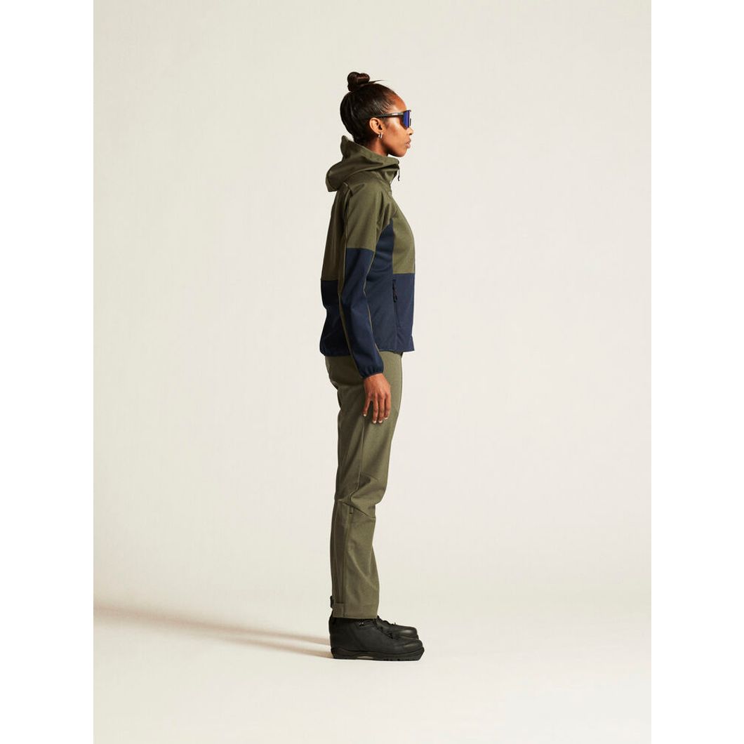 Core Backcountry Hooded Jacket Damen