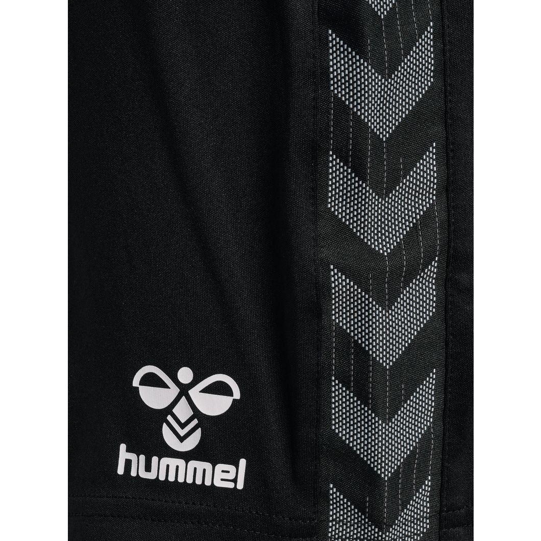 AUTHENTIC PL Shorts Damen