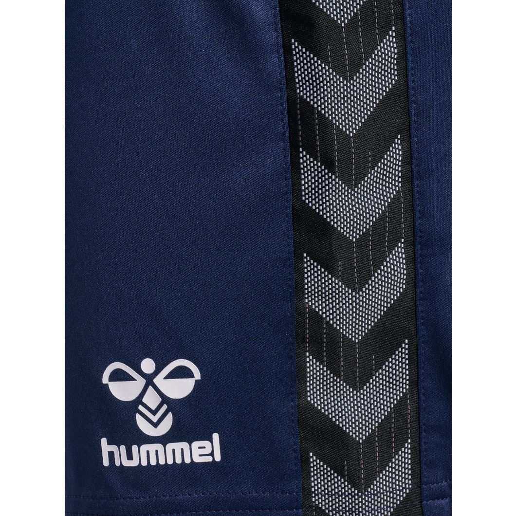 AUTHENTIC PL Shorts Damen
