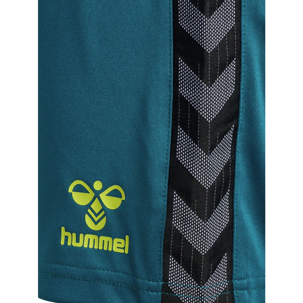 AUTHENTIC PL Shorts Damen