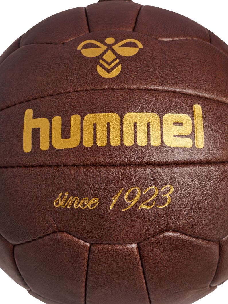 ROOT EXCLUSIVE Fußball