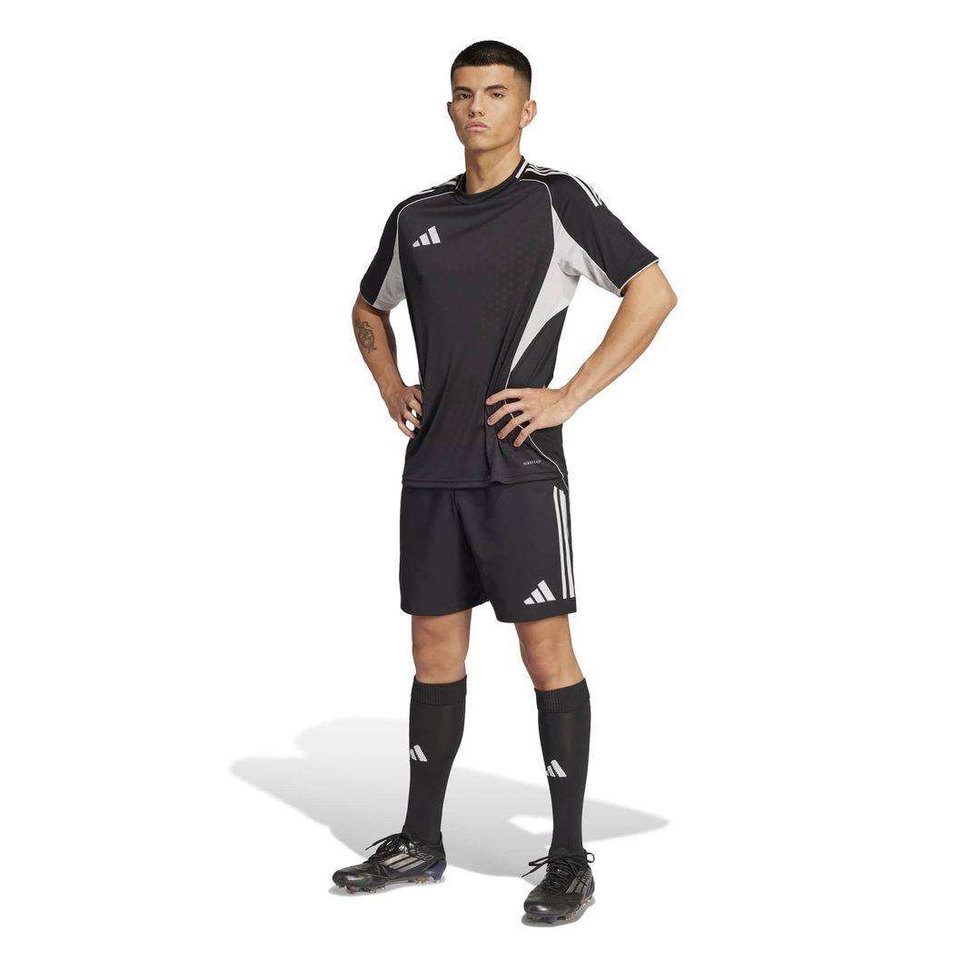 TIRO25 Shorts