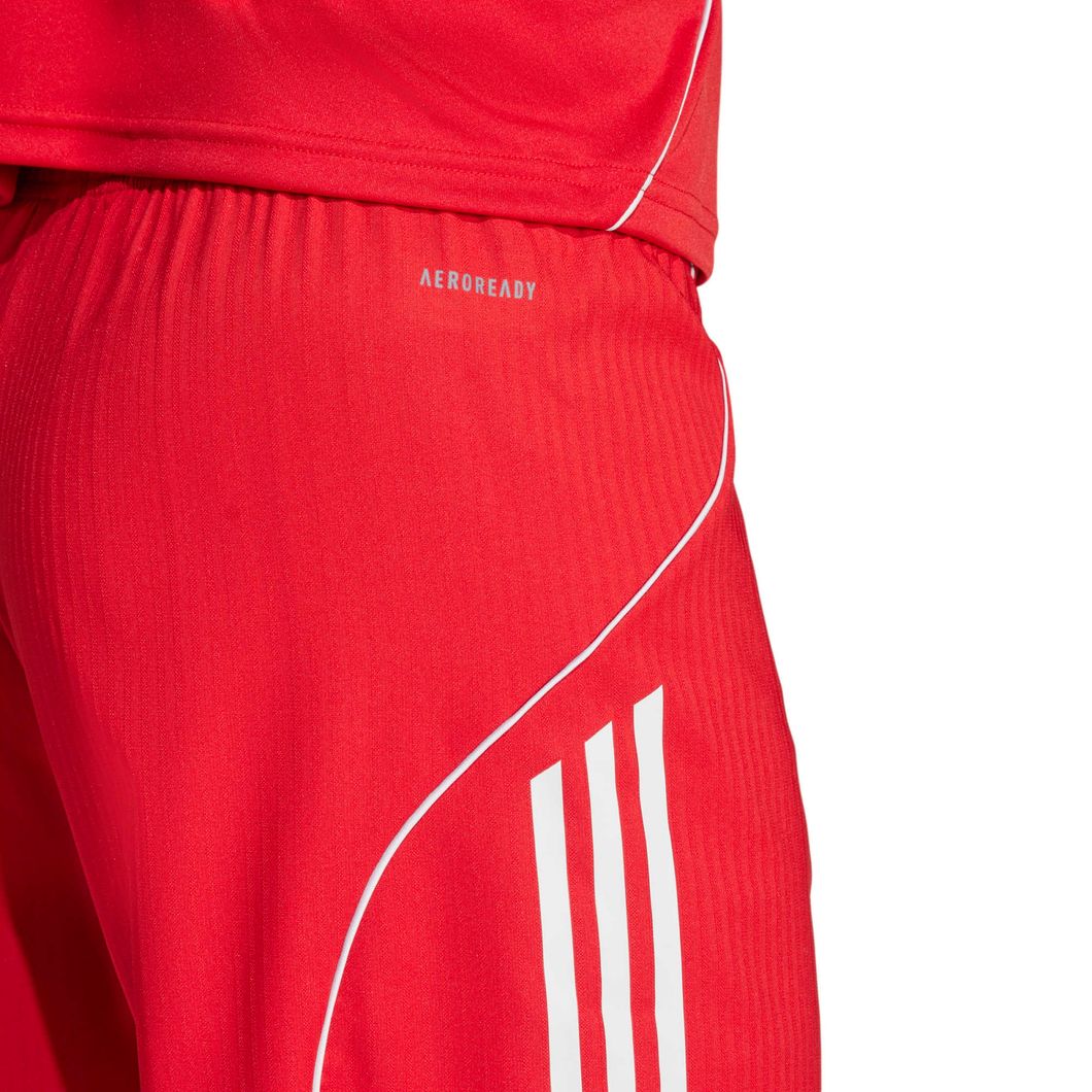 TIRO25 Shorts