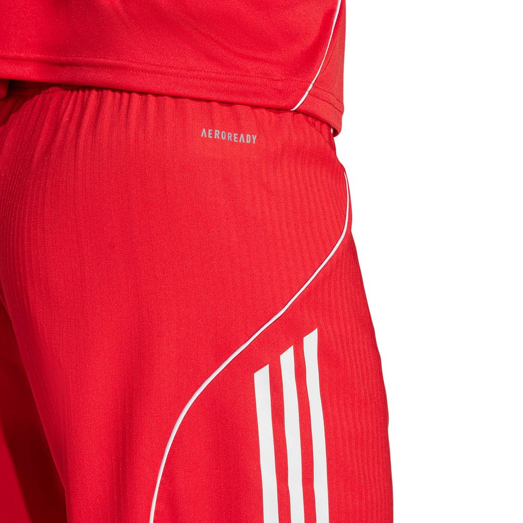 TIRO25 Shorts