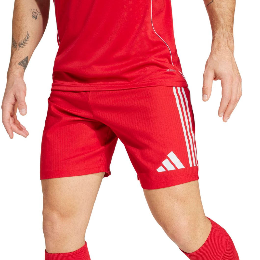 TIRO25 Shorts