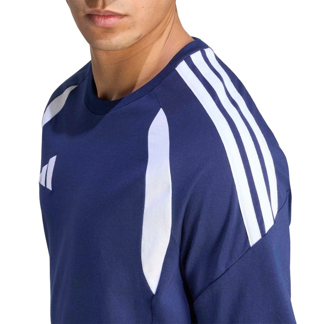 Tiro 26L Shorts
