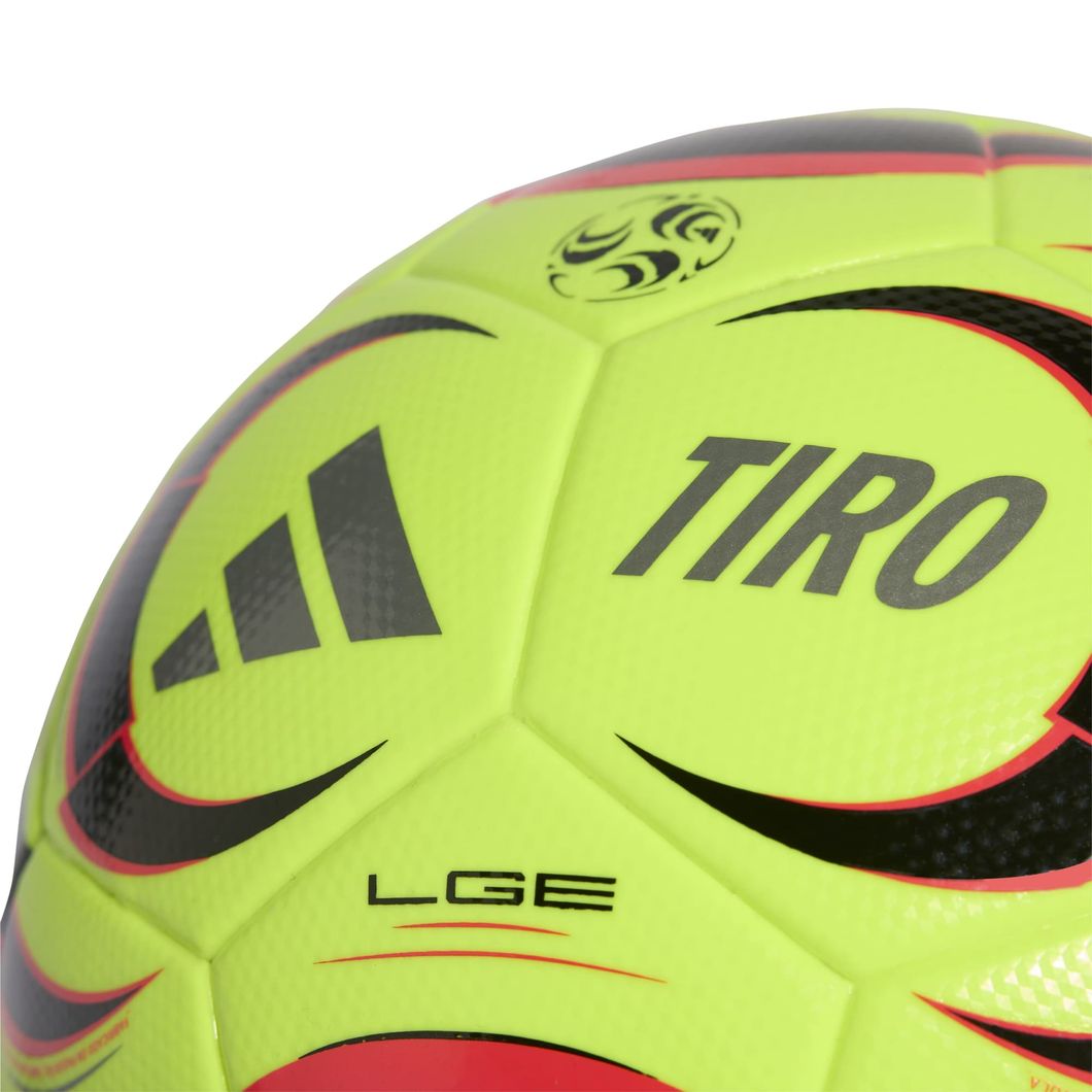 Tiro LGE Fußball