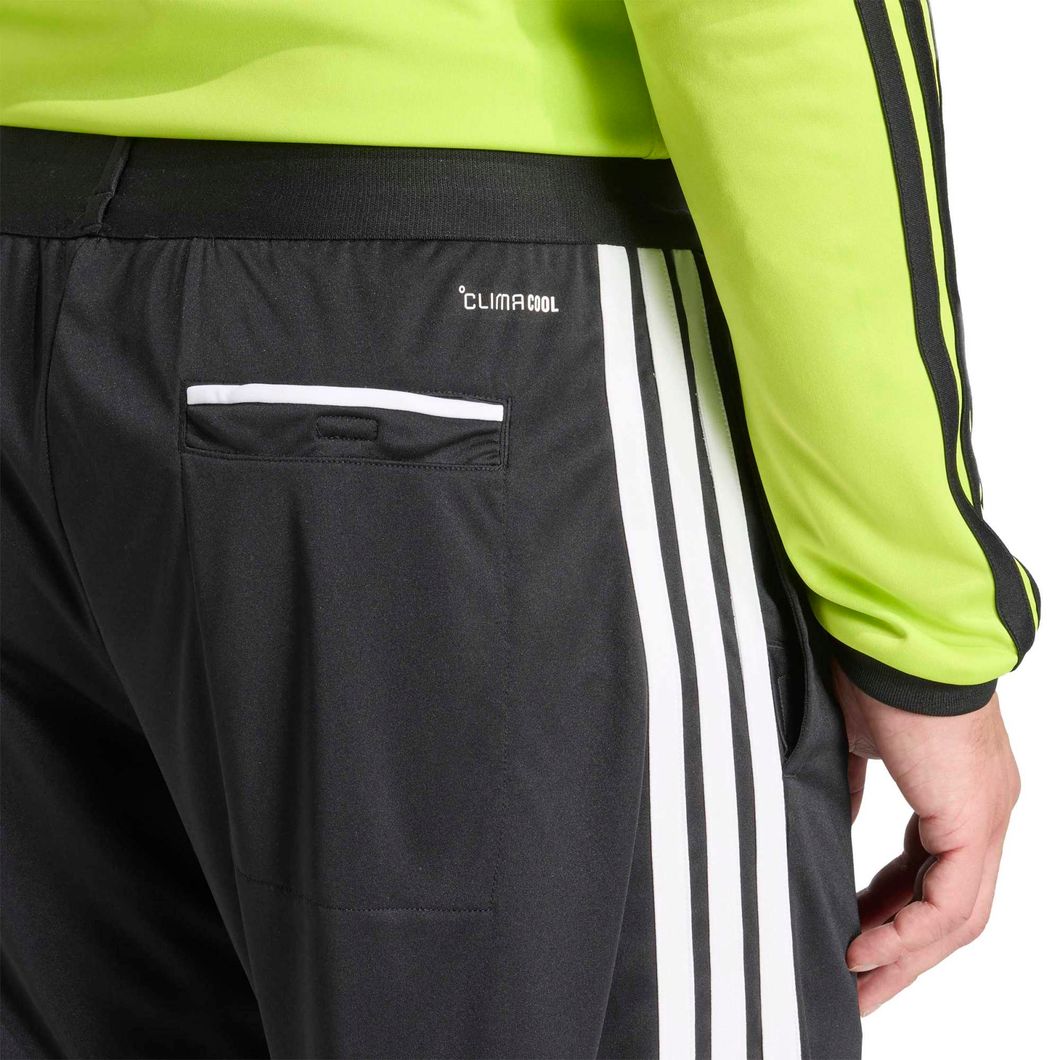 Referee 26 Short