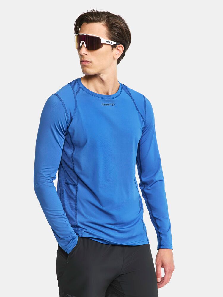 Adv Essence Longsleeve Tee