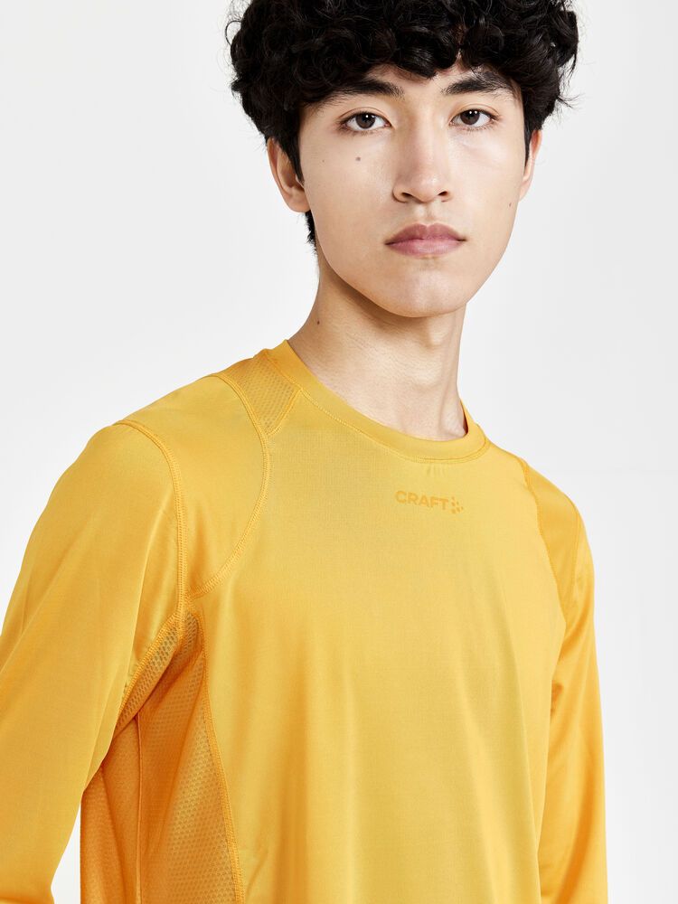Adv Essence Longsleeve Tee