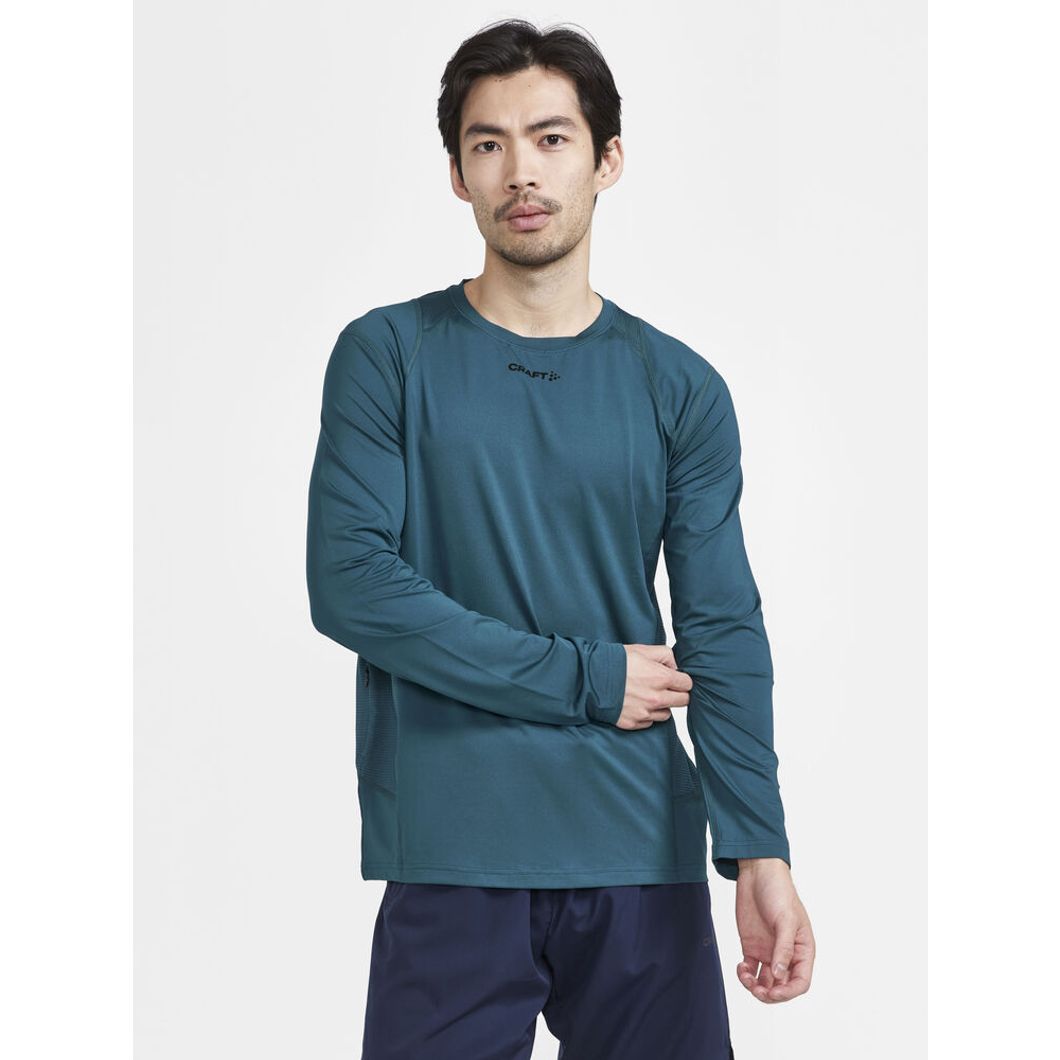 Adv Essence Longsleeve Tee