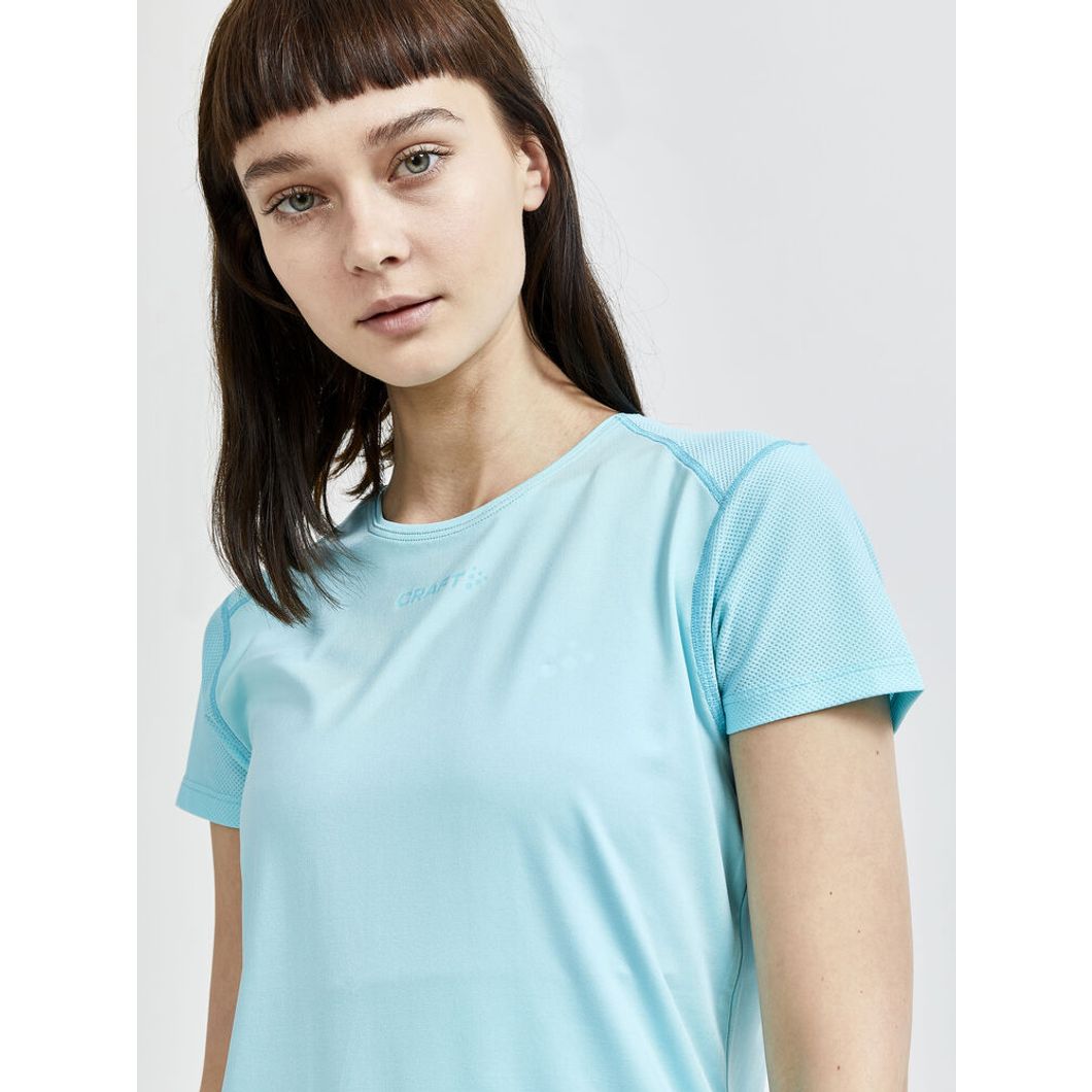 Adv Essence Slim Tee Damen