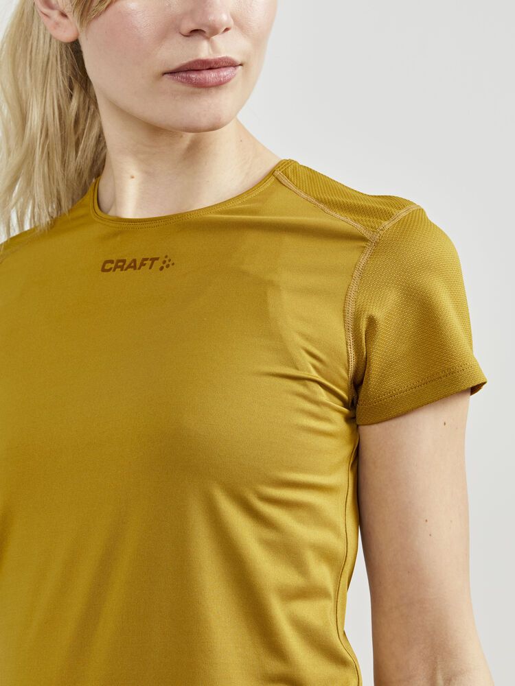 Adv Essence Slim Tee Damen
