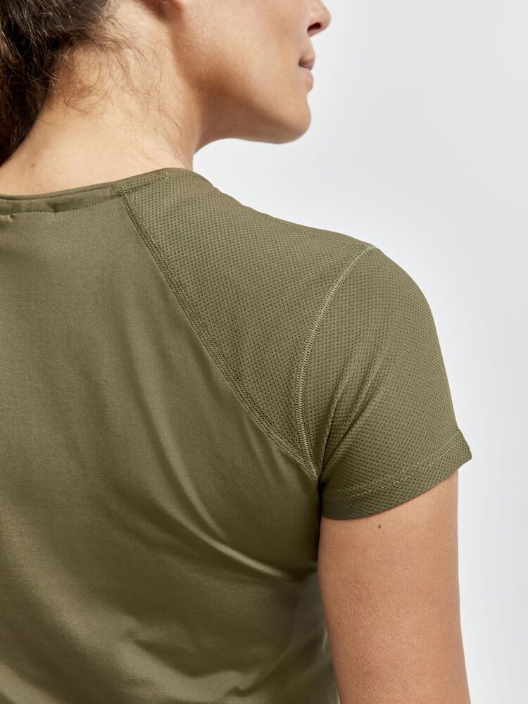 Adv Essence Slim Tee Damen