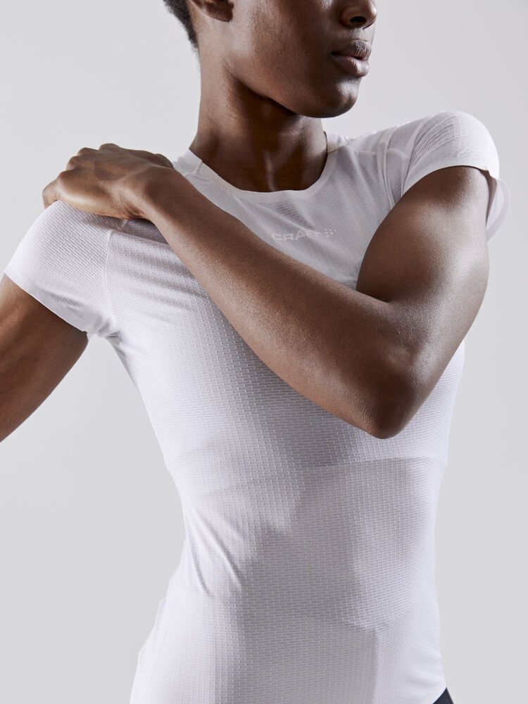 Pro Dry Nanoweight Kurzarm T-Shirt Damen
