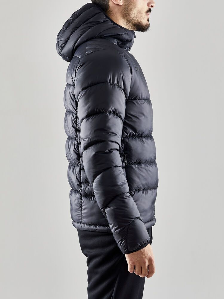 Core Explore Isolate Jacke