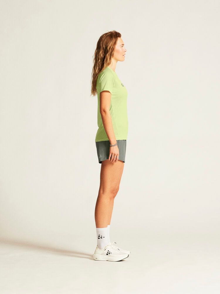 Core Essence Logo T-Shirt Damen