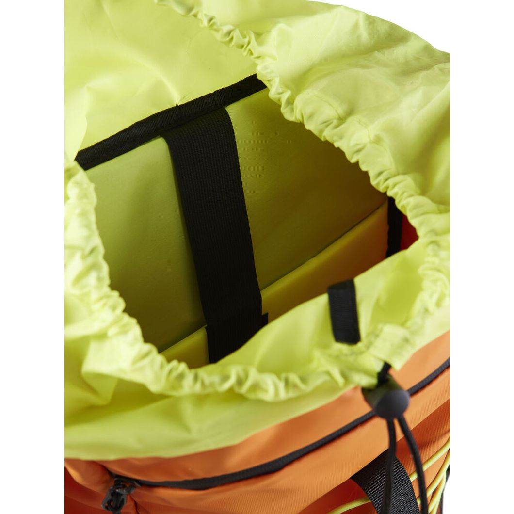 Adv Entity Travel Rucksack 25 L