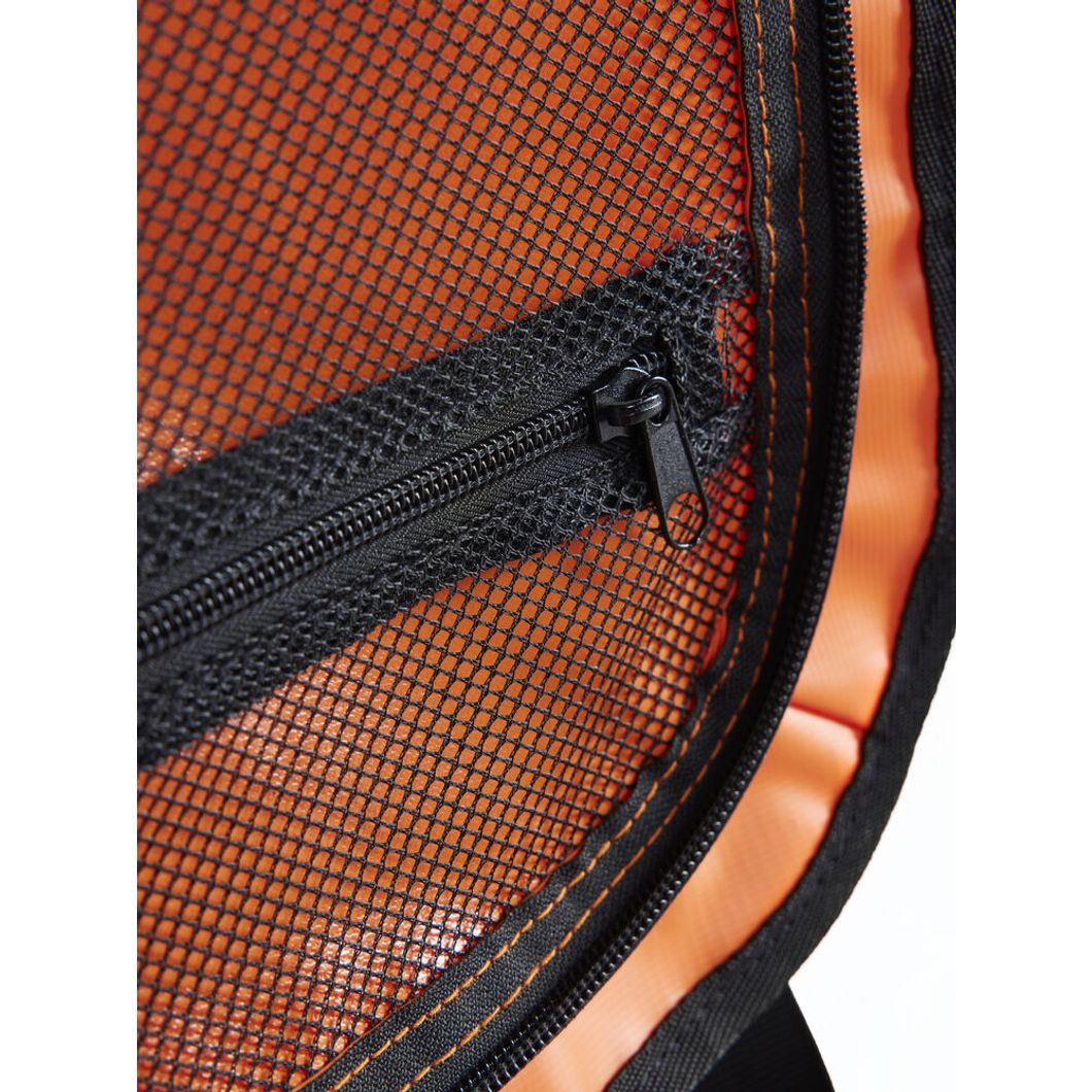 Advanced Entity Duffel 70L