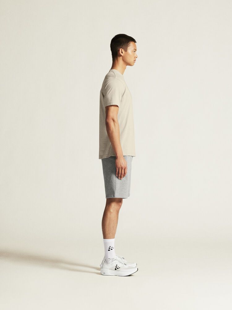 Community 2,0 Shorts
