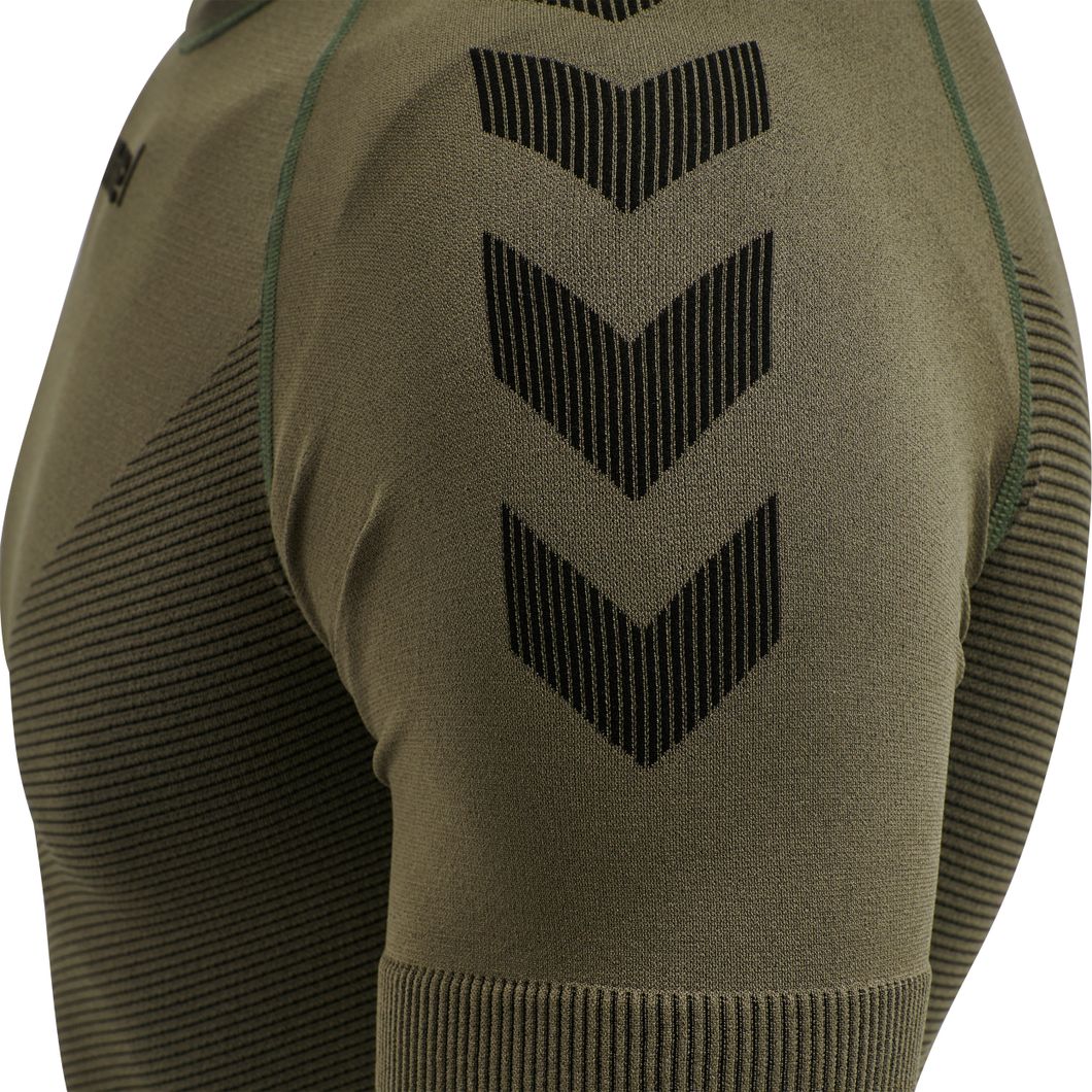 First Seamless Jersey