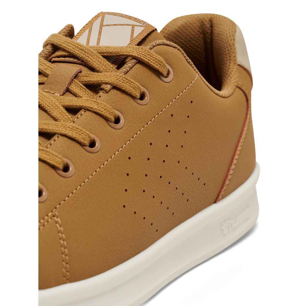 COURT LINE Sneaker