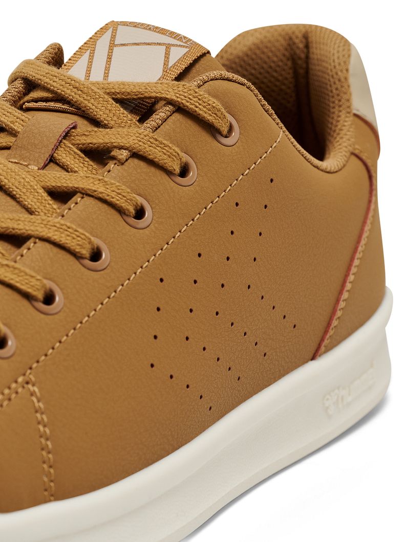 COURT LINE Sneaker