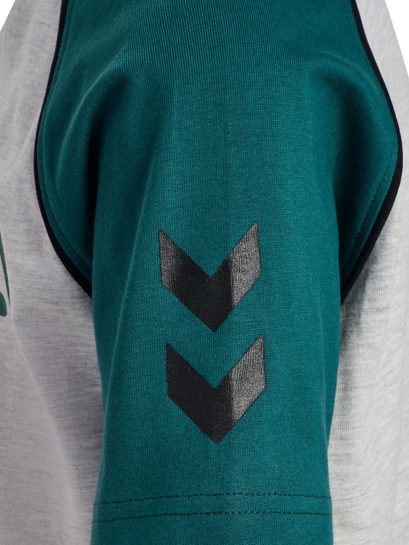 JR REG V-Neck T-Shirt Kids