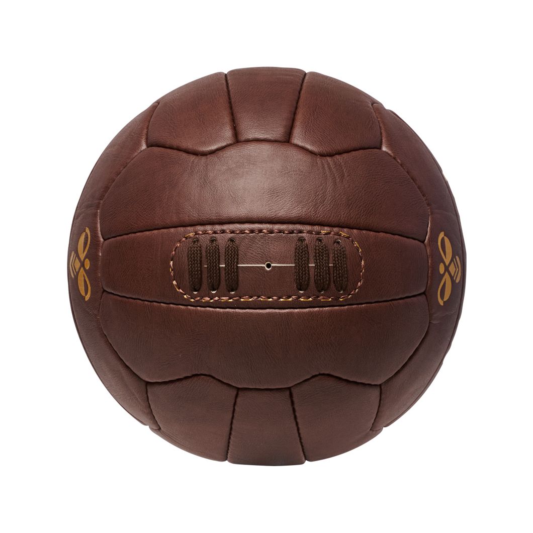 ROOT EXCLUSIVE Fußball