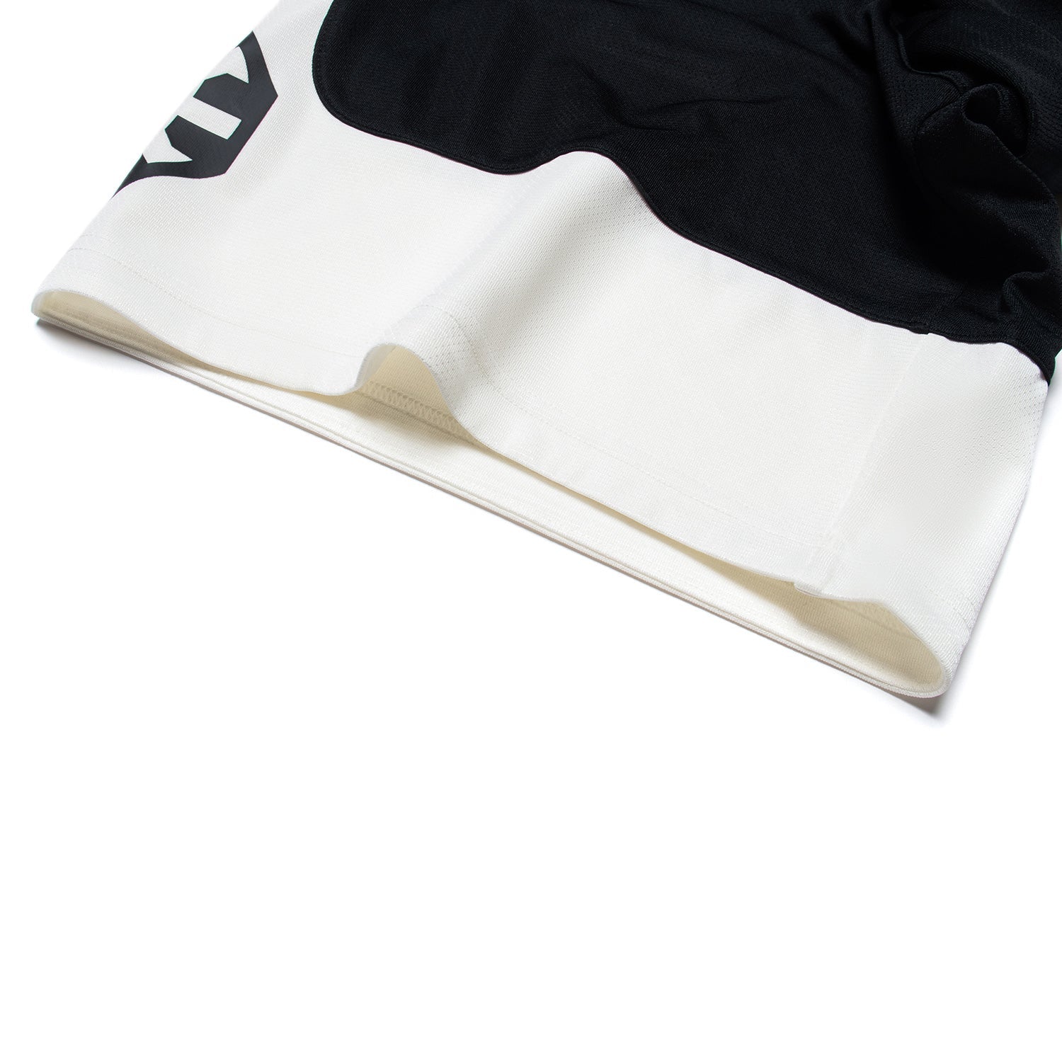 Unisex Basketball-Short "Anti-Warrior" Badfive BIG Schwarz-Weiß - AAPT045-1