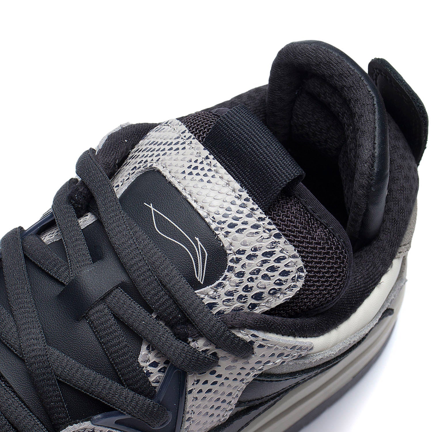 Herren Skate Sneaker "Only Me" Special Edition - AECS049-3