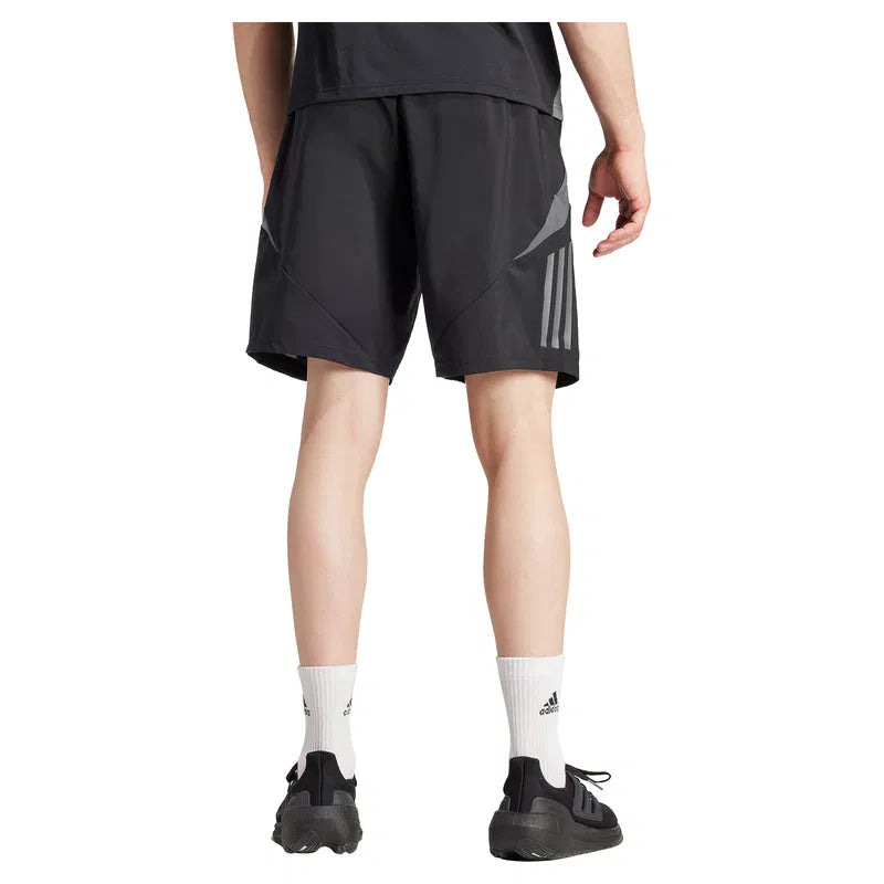 Tiro 24 Short