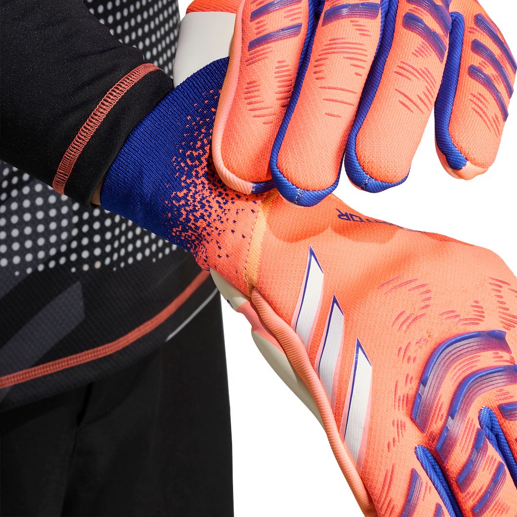 Predator GL Pro Fingersave Torwarthandschuhe
