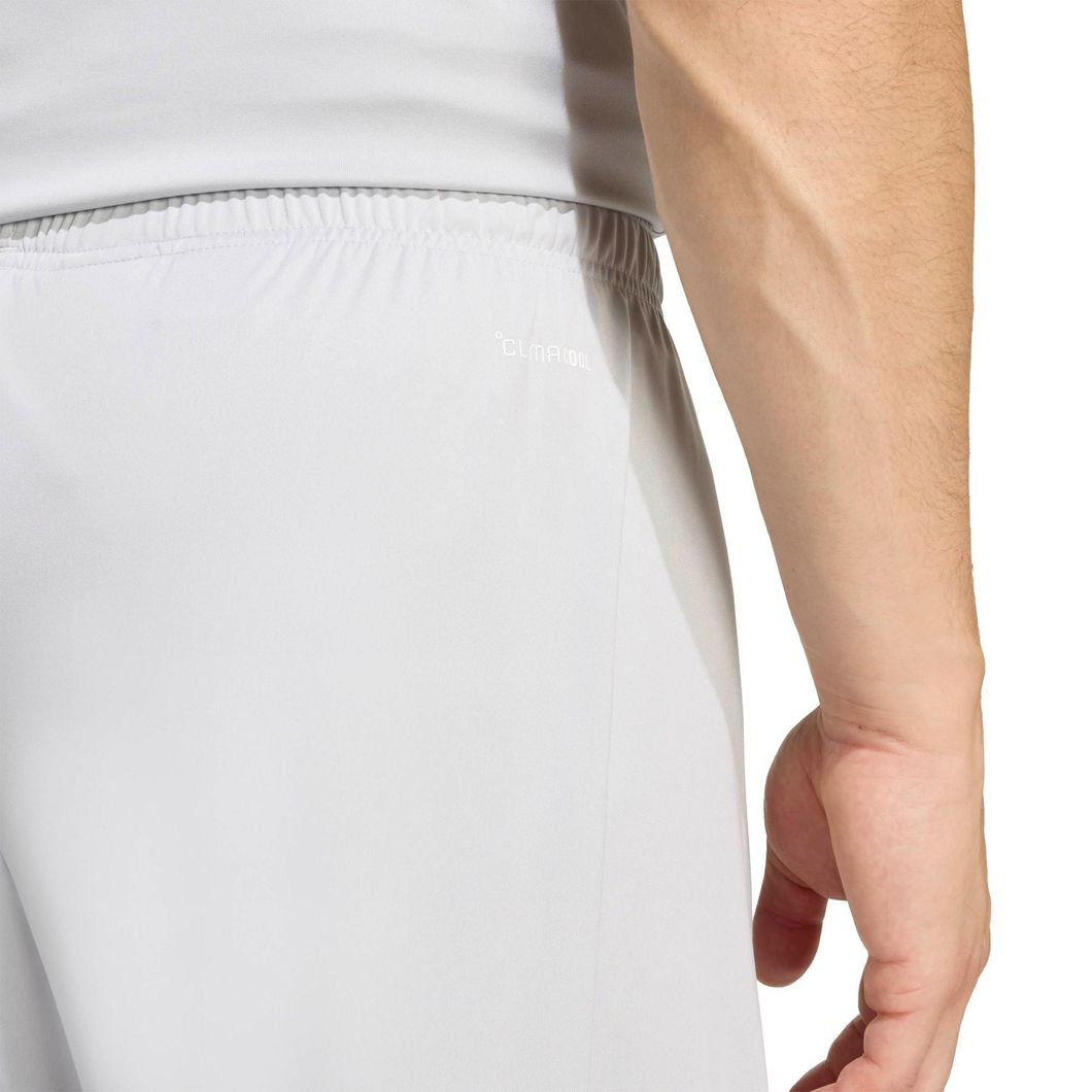 Entrada26 Shorts