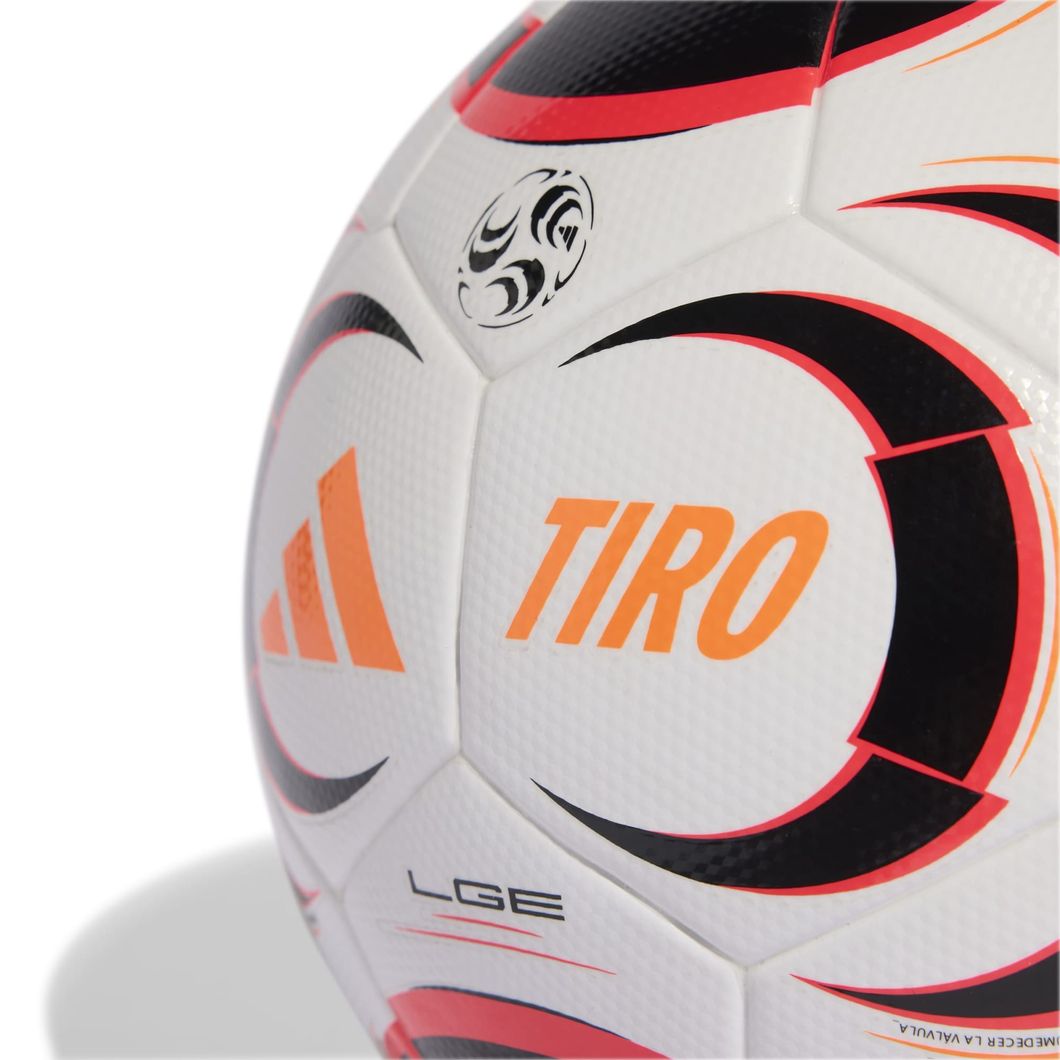 Tiro LGE Fußball