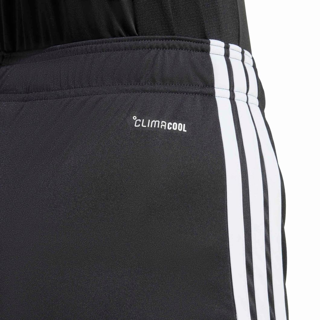 Tiro 26L Shorts Damen